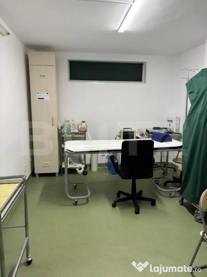 Spațiu comercial, de 369 mp, în Policlinica
