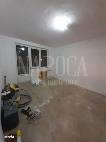 Apartament cu 3 camere decomandat în Decebal