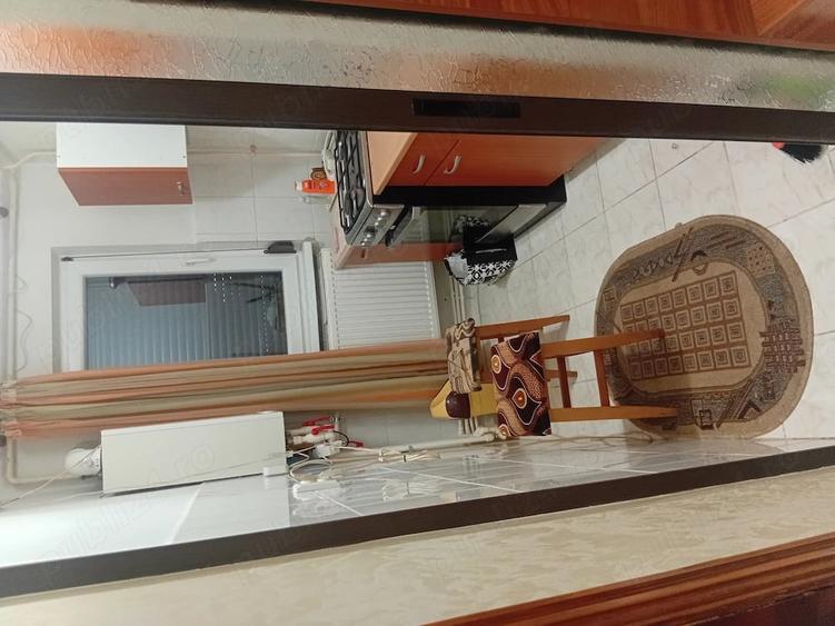 Apartament cu 2 camere nedecomandat în Obor