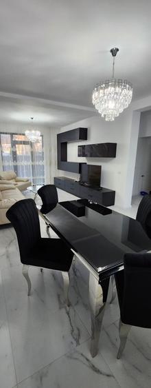 Casă cu 4 camere cu Teren 350 Mp în Valea Adâncă