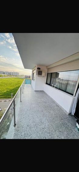 Apartament cu 2 camere decomandat în Roșu