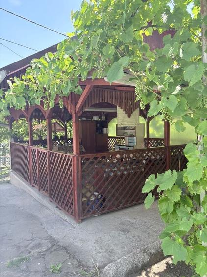 Casă cu 3 camere în Central