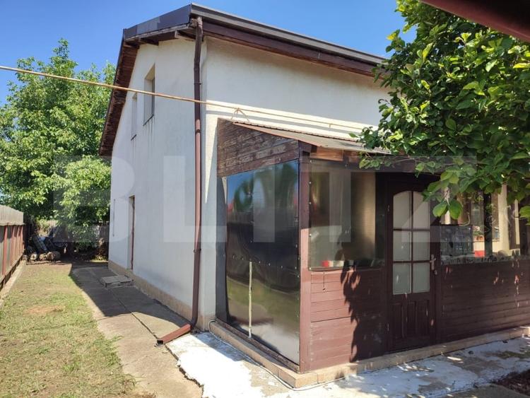 Casă individuală cu 6 camere cu Canalizare în Dancu