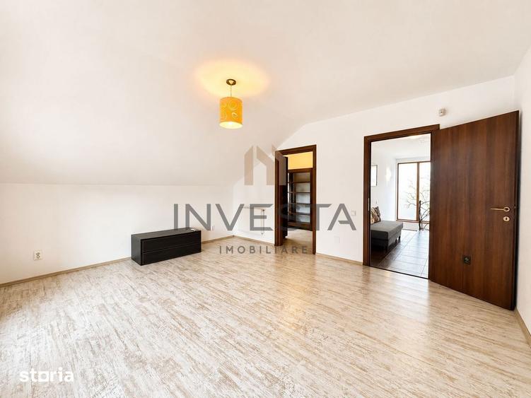 Casă cu 5 camere cu Teren 456 Mp în Becaș