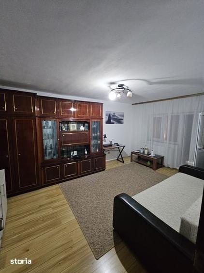 Apartament cu 2 camere decomandat în Progresul
