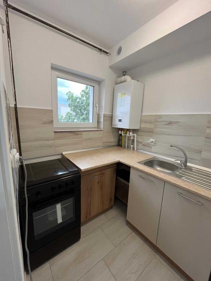 Inchiriez garsoniera COMPLET renovata, prima inchiriere - 4