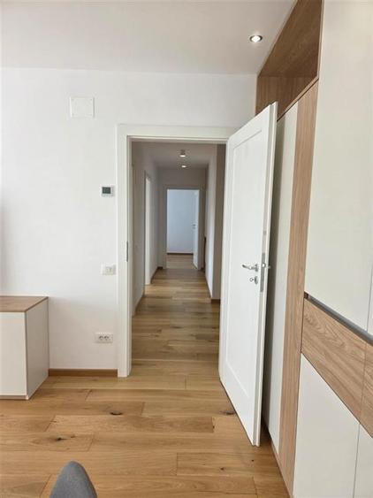 Apartament cu 3 camere decomandat, mobilat în Astra