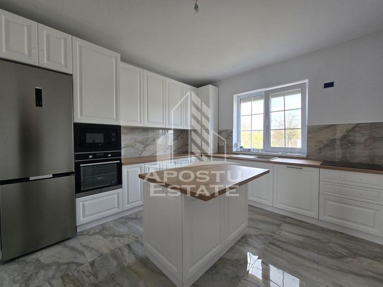 Duplex cu 4 camere cu Canalizare în Șag