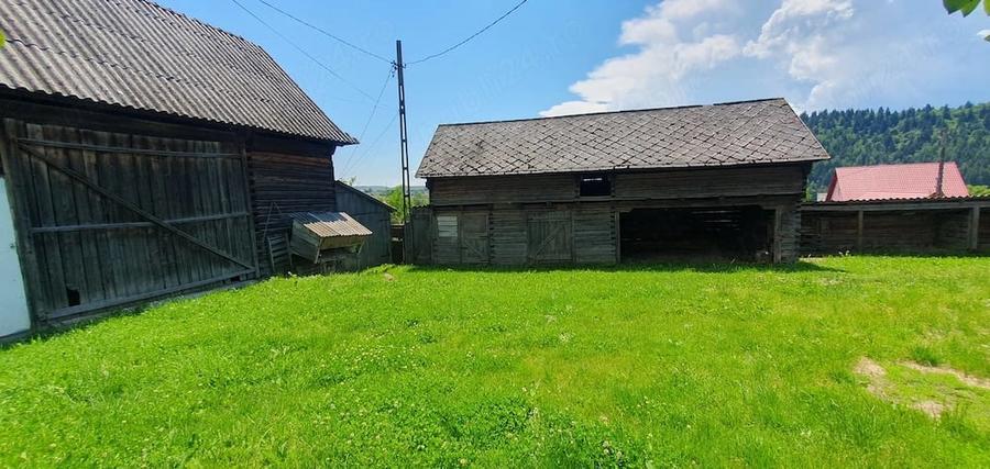 Casă cu Teren 1925 Mp în Runc