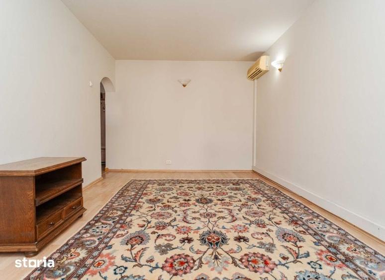 Apartament cu 3 camere în Păcurari