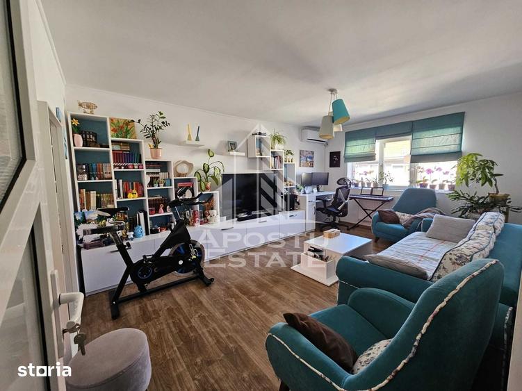 Apartament cu 3 camere decomandat în Soarelui
