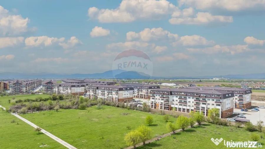 Apartament cu 2 camere decomandat în Sânpetru