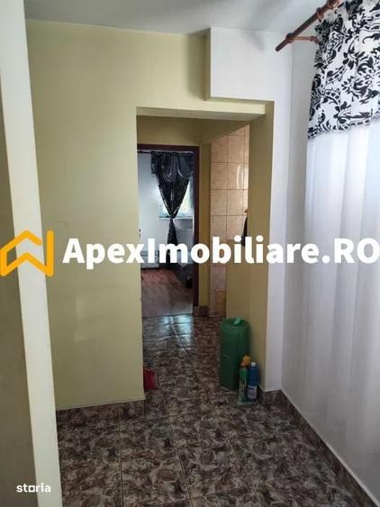 Apartament cu 2 camere decomandat în Berceni