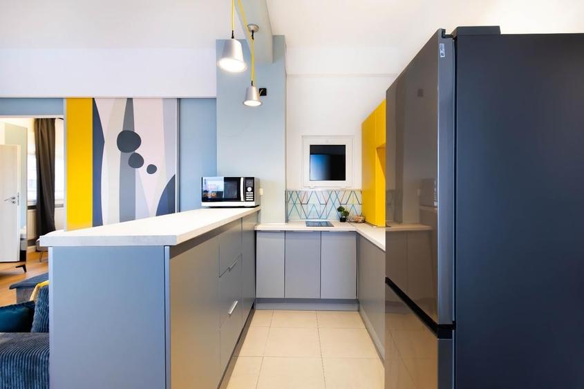 Apartament cu 2 camere semidecomandat în P-ța Romană