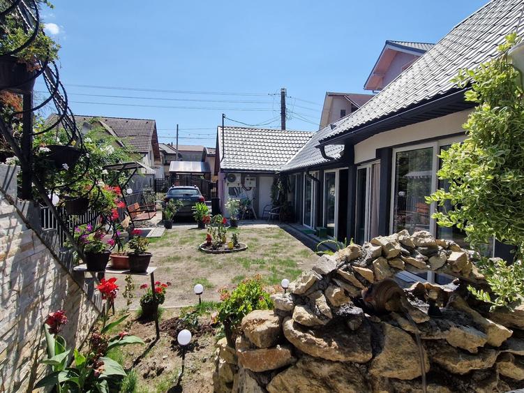 Casă cu 4 camere în Central