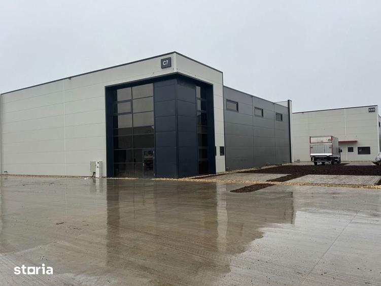 Spațiu comercial, de 1,393 mp, în Central