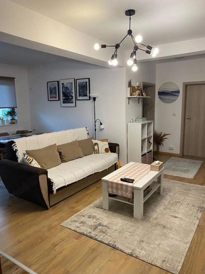 Apartament cu 3 camere decomandat, mobilat în Giroc