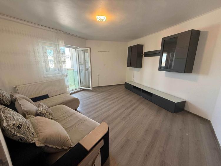Apartament cu 3 camere decomandat, mobilat în Vidin-Progresul