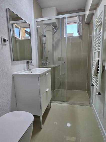 Garsonieră decomandată în Central