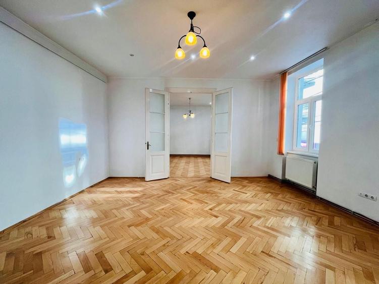 Apartament cu 2 camere semidecomandat în Central — fotografia 1