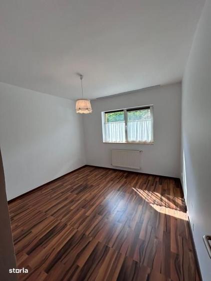 Apartament cu 3 camere în Florești — fotografia 1