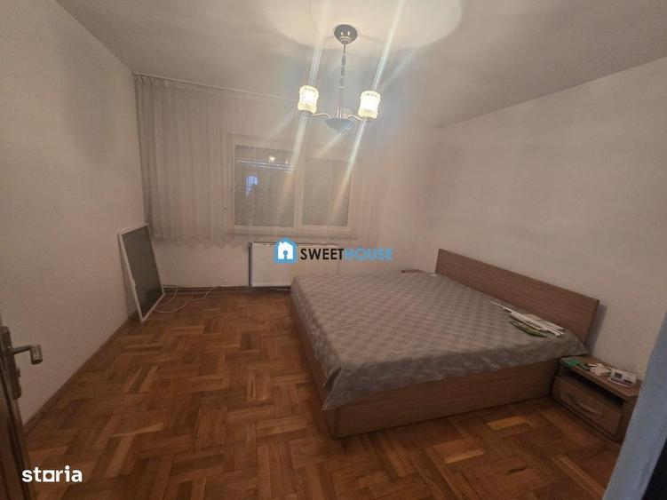 Apartament cu 3 camere decomandat în Central