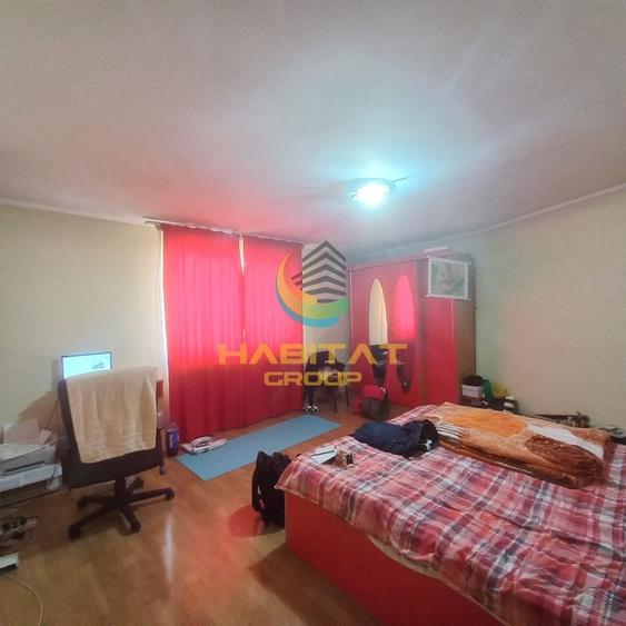 Casă individuală cu 6 camere cu Canalizare în Brâncoveanu