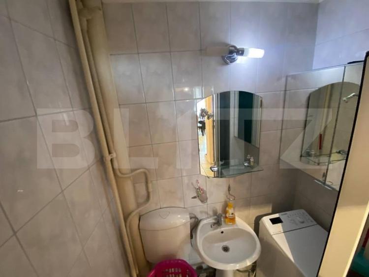 Apartament cu 3 camere decomandat, mobilat în Gară