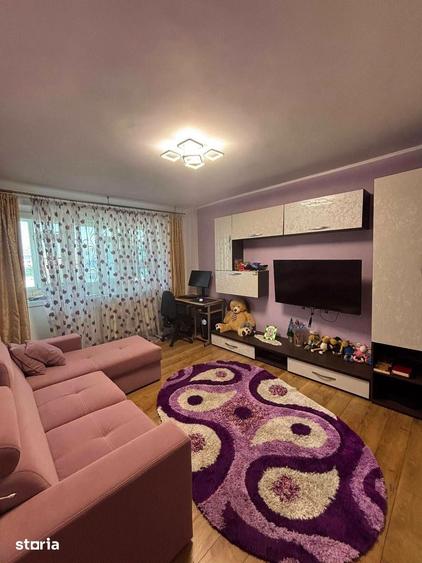 De vanzare apartament cu 2 camere si balcon, zona Hotel Roman, 55000e - 1