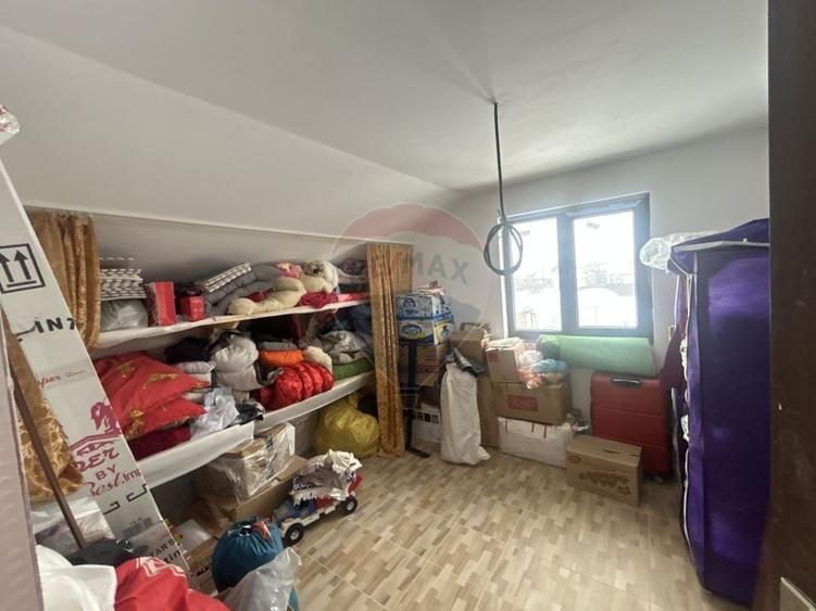 Casă cu 6 camere cu Teren 1300 Mp în Satulung