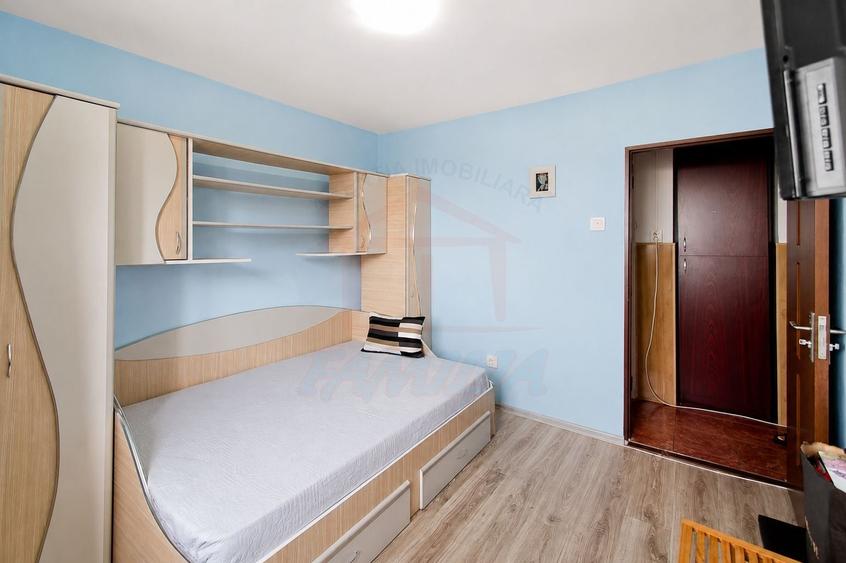 Apartament cu 2 camere decomandat, mobilat în Micro 19