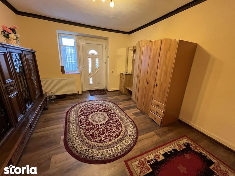 Apartament cu 3 camere decomandat, mobilat în Ștefan cel Mare