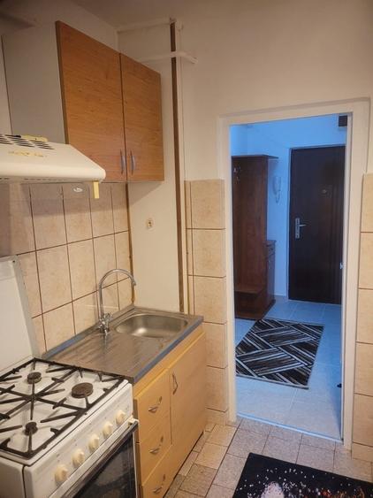 Garsonieră decomandată în Dorobanți