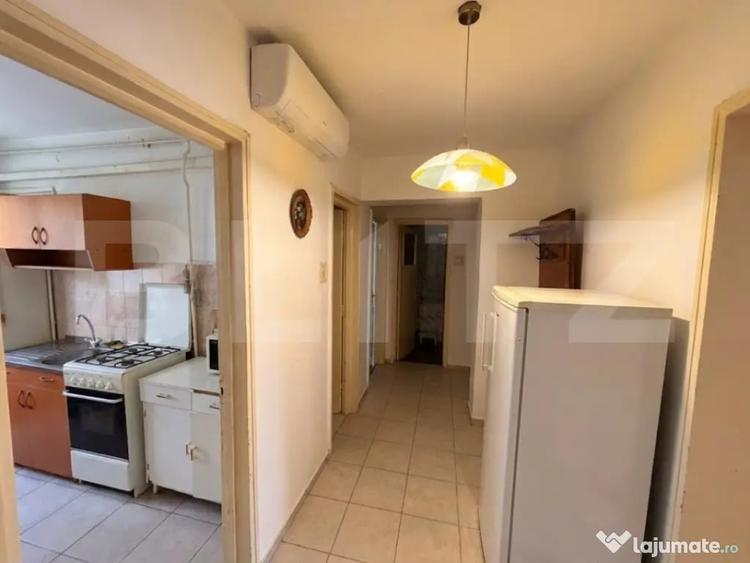 Apartament cu 4 camere decomandat în Brazda lui Novac