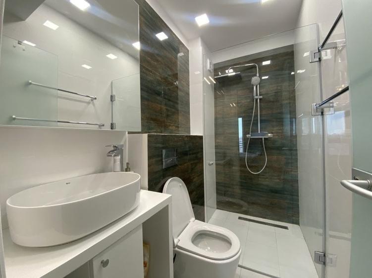 Apartament cu 4 camere decomandat, mobilat în Sisești