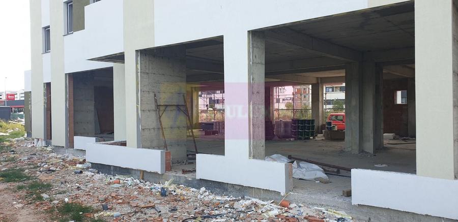 Spațiu comercial, de 330 mp, în Chiajna