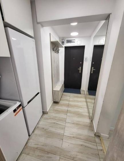 Apartament cu 2 camere decomandat, mobilat în Calea Victoriei