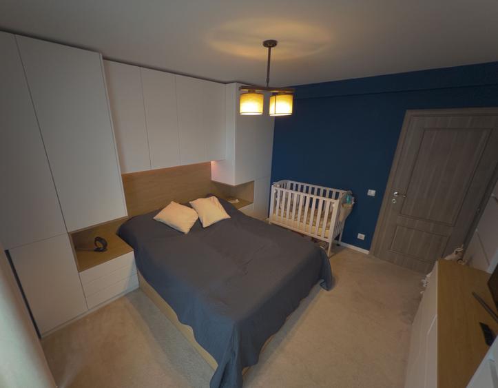 Apartament cu 2 camere decomandat în Central