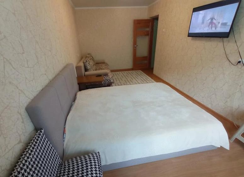 Garsonieră decomandată în Take Ionescu