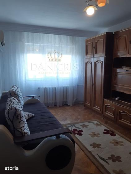 Apartament cu 2 camere decomandat în Viile Noi