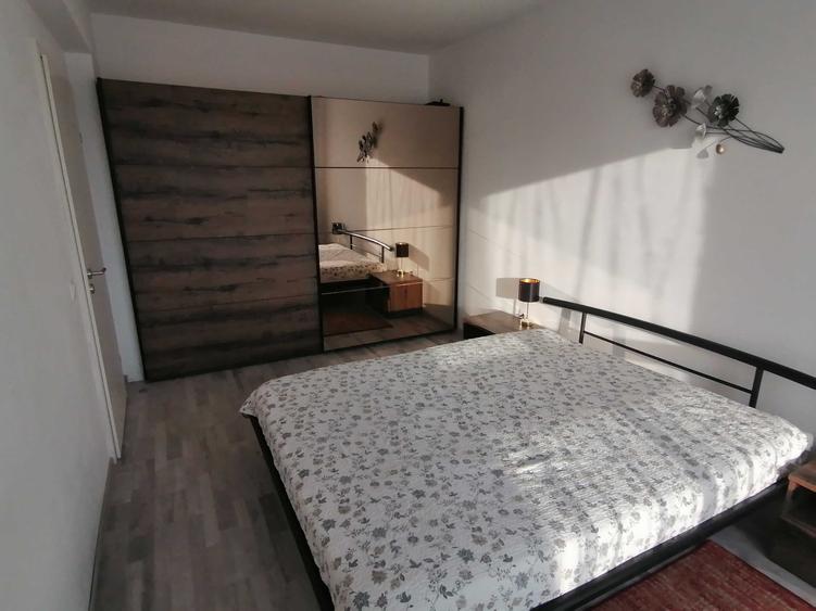 Apartament cu 2 camere decomandat în Avantgarden