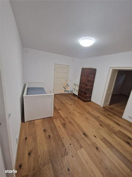 Casă cu 3 camere în Moșnița Nouă