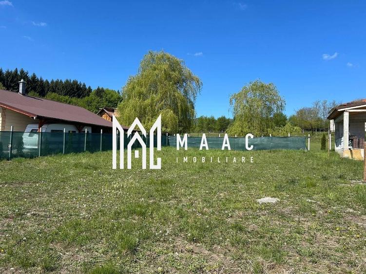 Teren Construcții intravilan de 600 mp, în Sadu