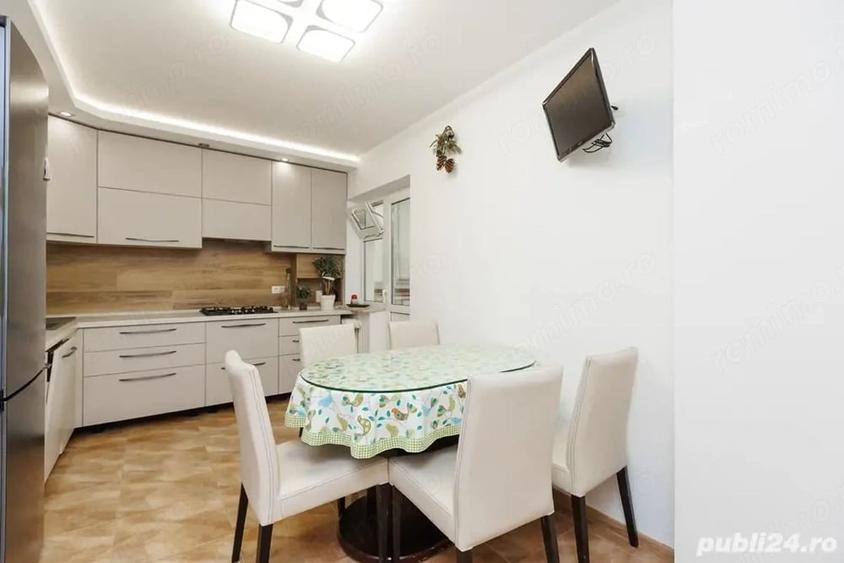 Apartament cu 2 camere decomandat în Punctele Cardinale