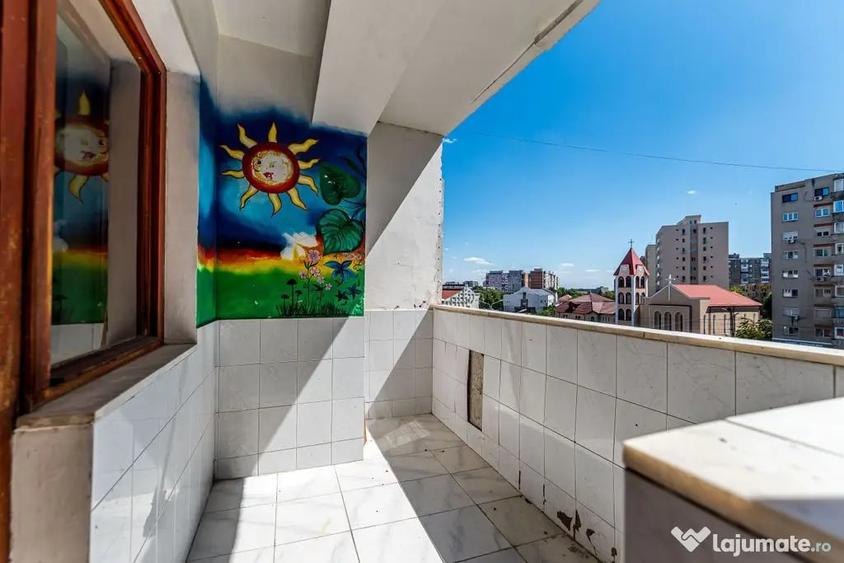 Apartament cu 4 camere decomandat în Aurel Vlaicu
