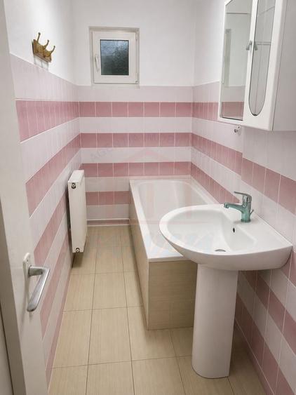 Apartament cu 2 camere decomandat în Țiglina 1