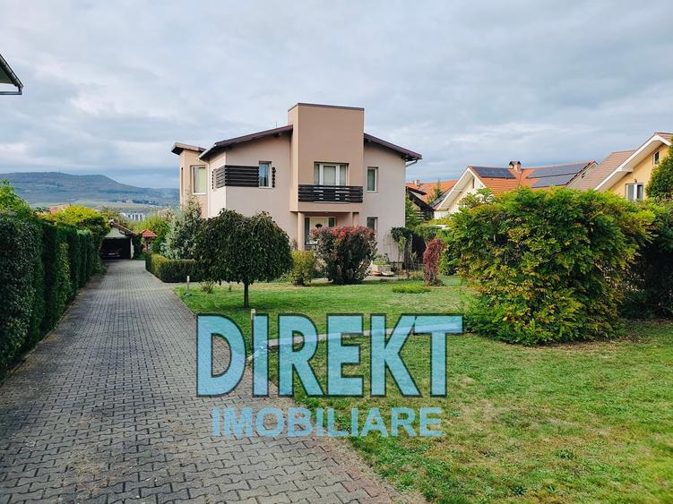 Casă individuală cu 5 camere cu Teren 2100 Mp în Sud-Est