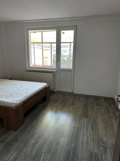 Garsonieră decomandată în Mărăței