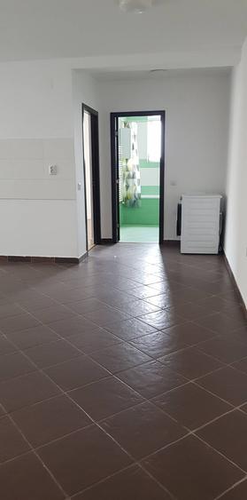 Apartament cu 3 camere în Florești