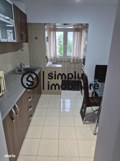 Apartament cu 2 camere decomandat în 1 Mai